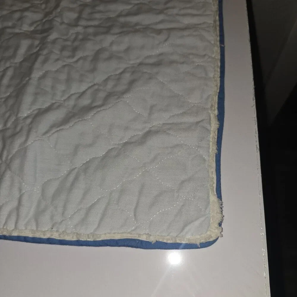 Vtg Huckleberry Pie Strawberry Shortcake Handmade Baby Quilt Blanket 33x42 #219